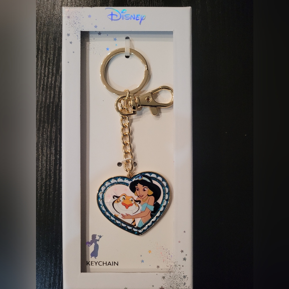 Disney Jasmine and Rajah Heart Keychain with Gold and Black Accents